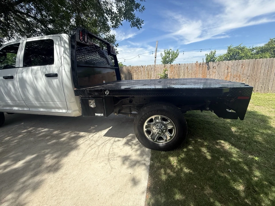 2023 Ram 3500 - Image 5 of 31