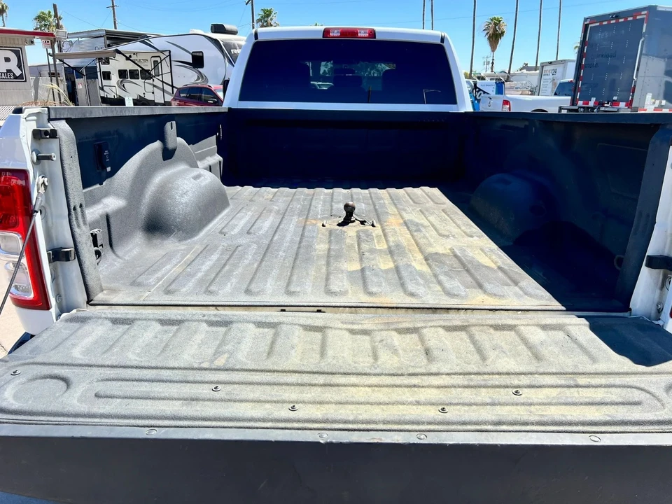 2023 Ram 3500 - Image 12 of 13