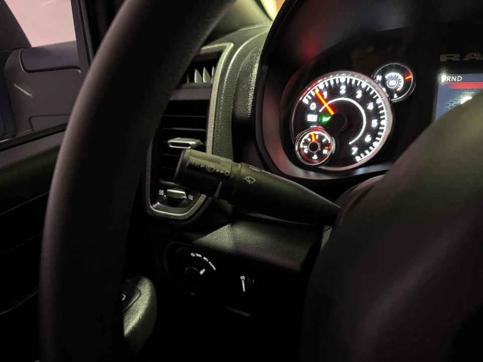 2023 Ram 3500 - Image 27 of 31