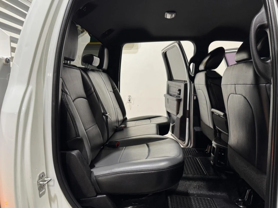 2023 Ram 3500 - Image 20 of 31
