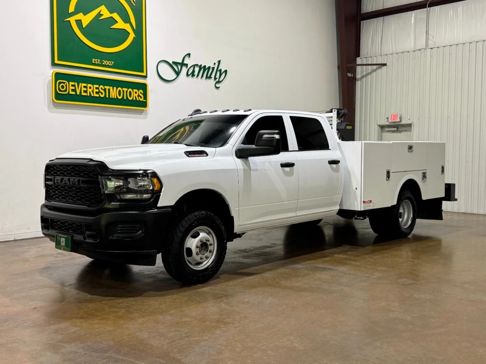 2023 Ram 3500 - Image 3 of 31