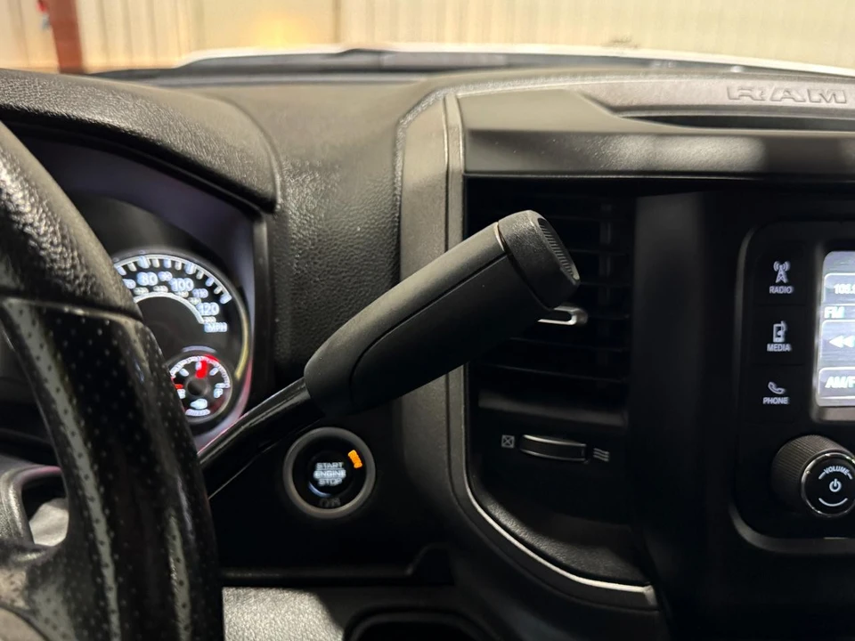 2023 Ram 3500 - Image 27 of 31