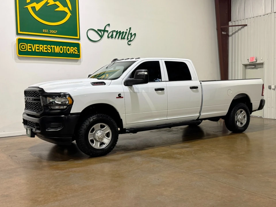 2023 Ram 3500 - Image 3 of 12