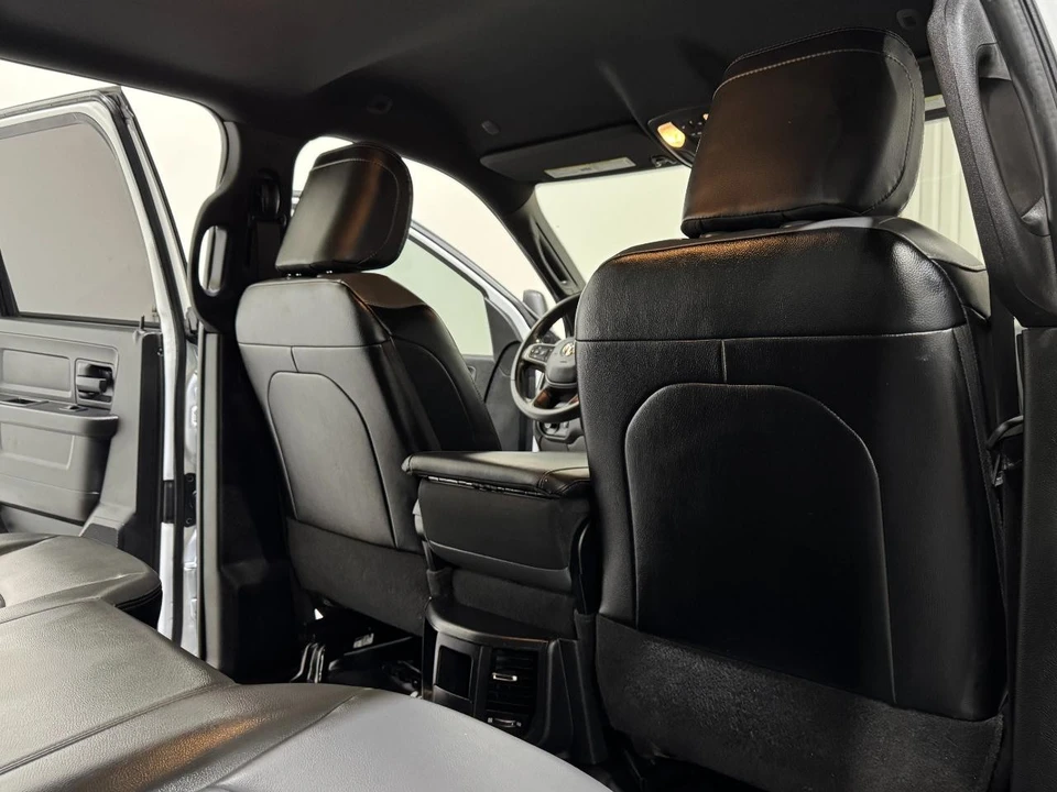 2023 Ram 3500 - Image 19 of 31