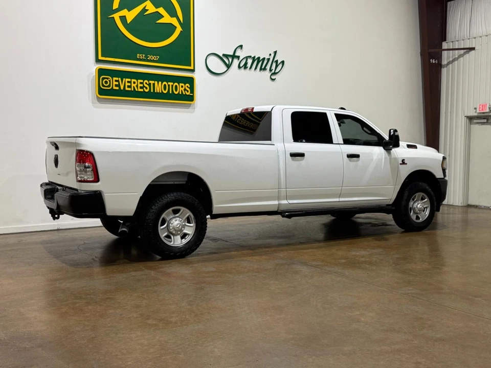 2023 Ram 3500 - Image 8 of 31
