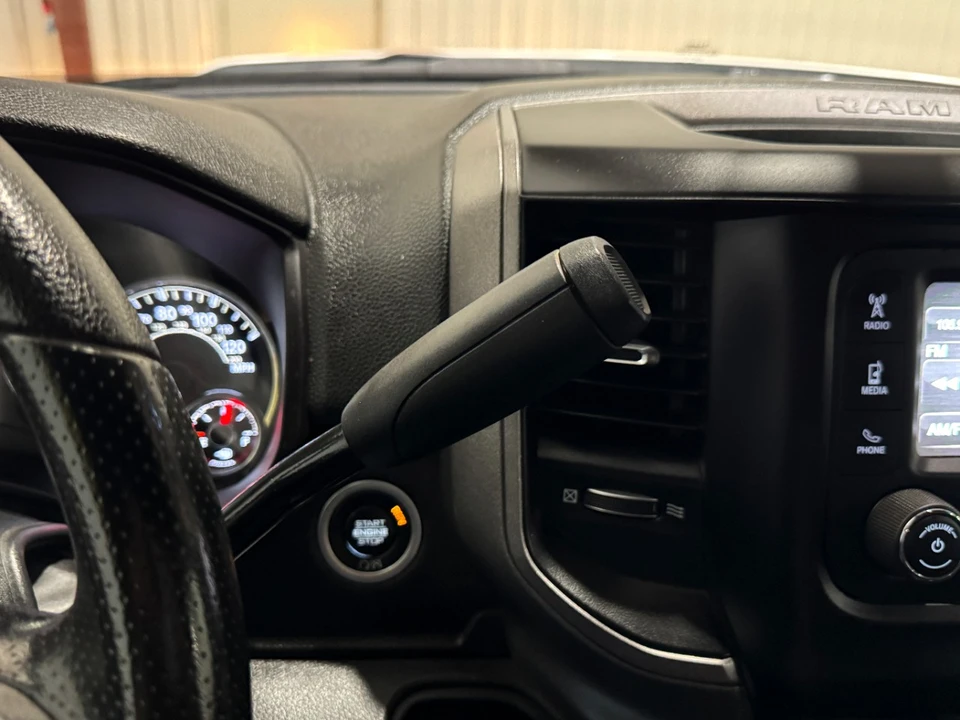 2023 Ram 3500 - Image 27 of 31
