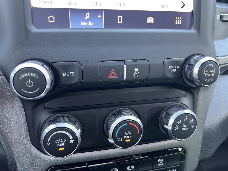 2023 Ram 3500 - Image 21 of 31