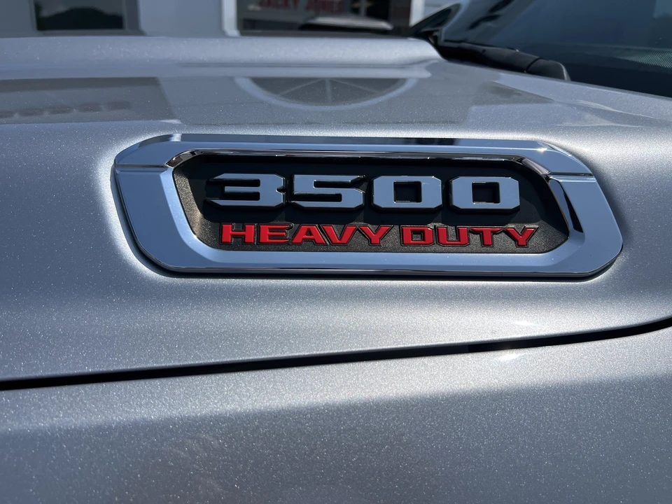 2023 Ram 3500 - Image 7 of 31