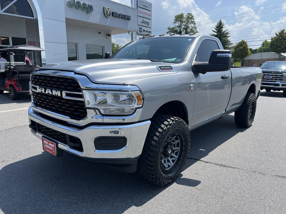 2023 Ram 3500 - Image 6 of 31