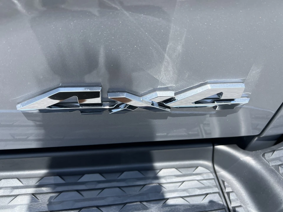 2023 Ram 3500 - Image 9 of 31