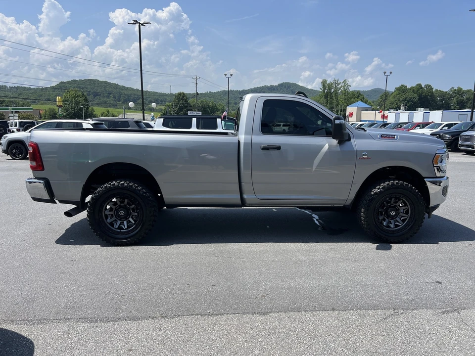 2023 Ram 3500 - Image 4 of 31