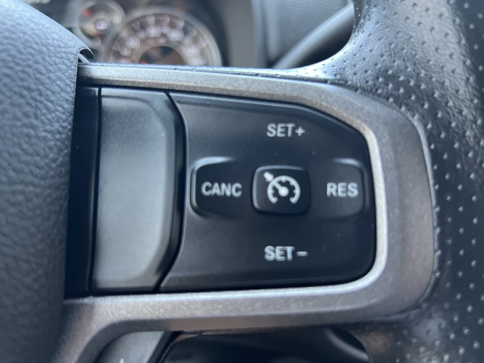 2023 Ram 3500 - Image 25 of 31