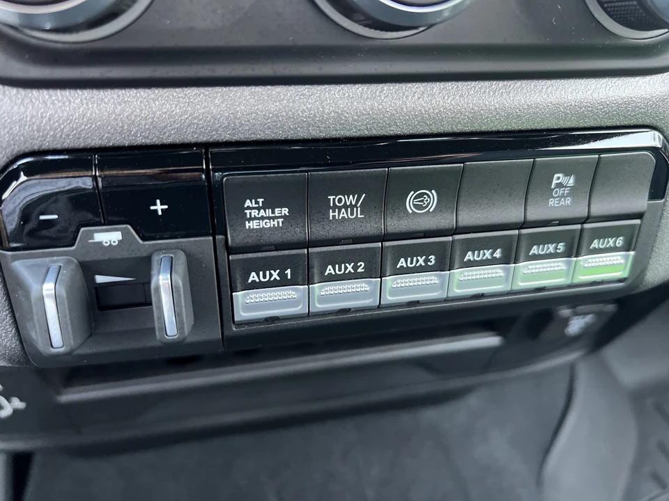 2023 Ram 3500 - Image 20 of 31