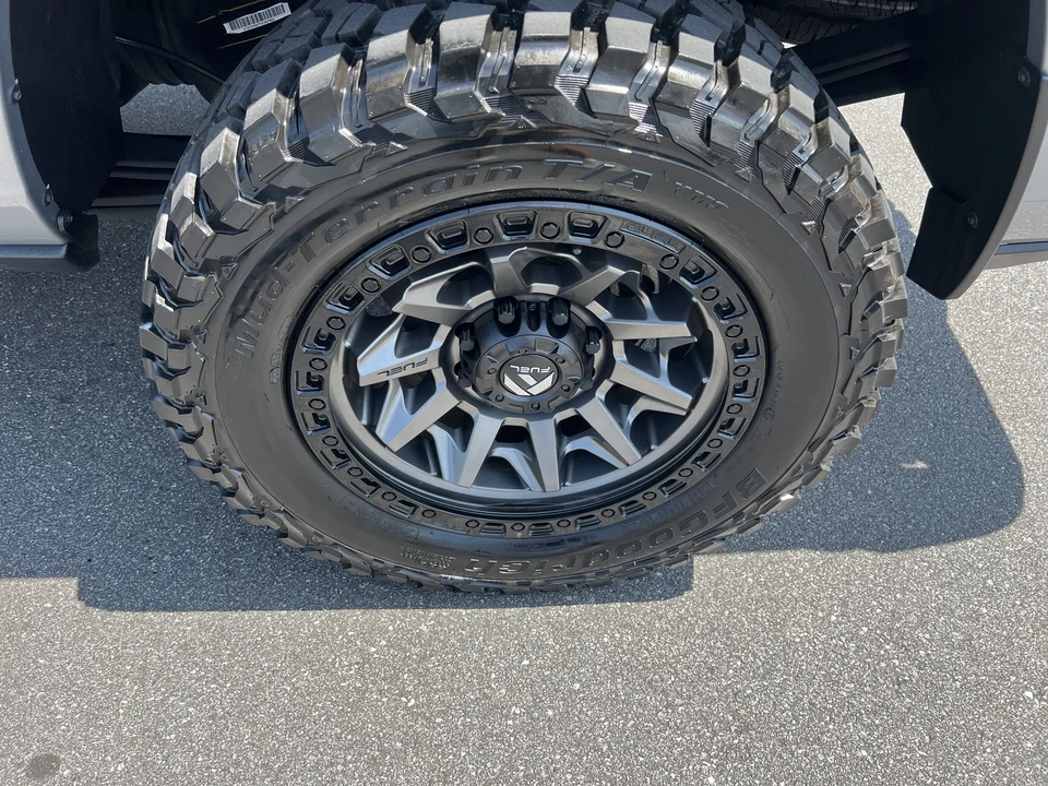 2023 Ram 3500 - Image 13 of 31