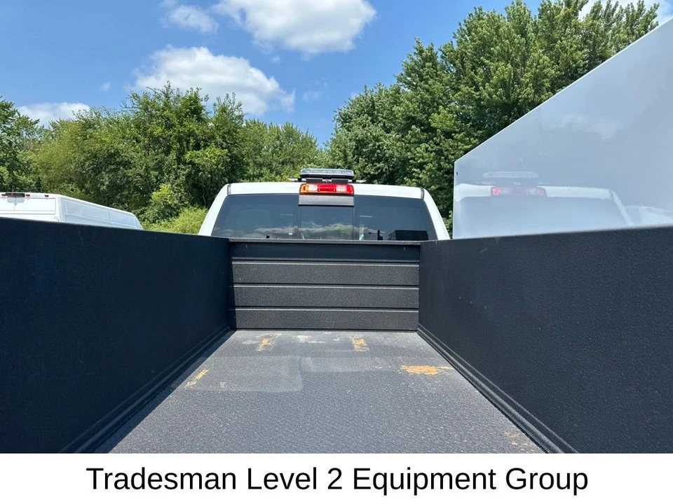 2023 Ram 3500 - Image 19 of 31
