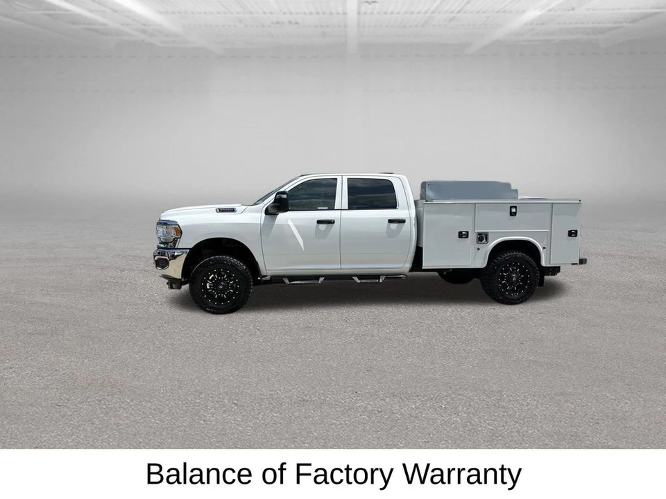 2023 Ram 3500 - Image 8 of 31