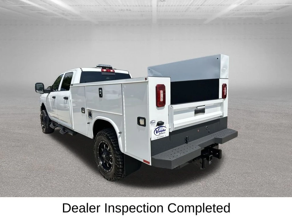 2023 Ram 3500 - Image 9 of 31