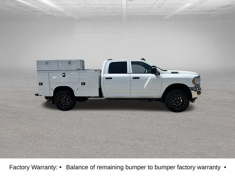 2023 Ram 3500 - Image 15 of 31