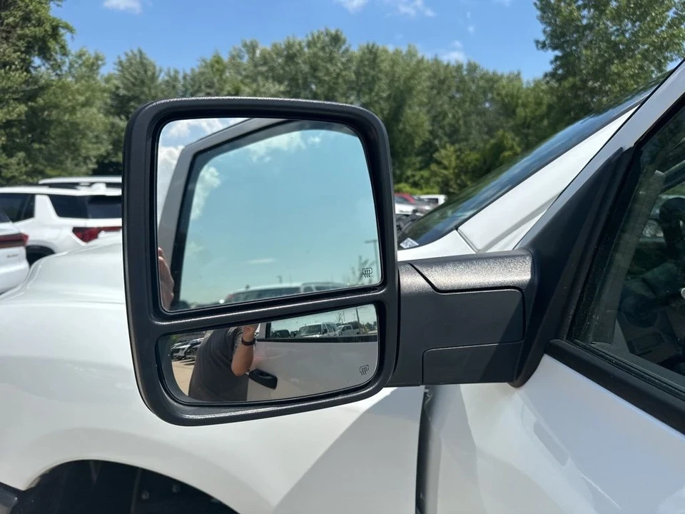 2023 Ram 3500 - Image 18 of 21