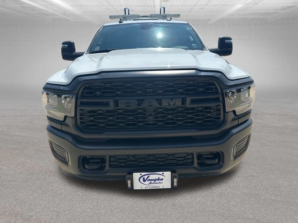 2023 Ram 3500 - Image 5 of 12