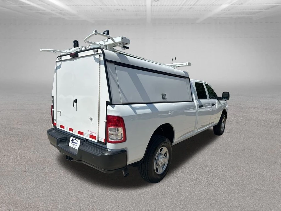 2023 Ram 3500 - Image 13 of 21