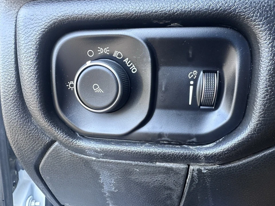 2023 Ram 3500 - Image 5 of 12