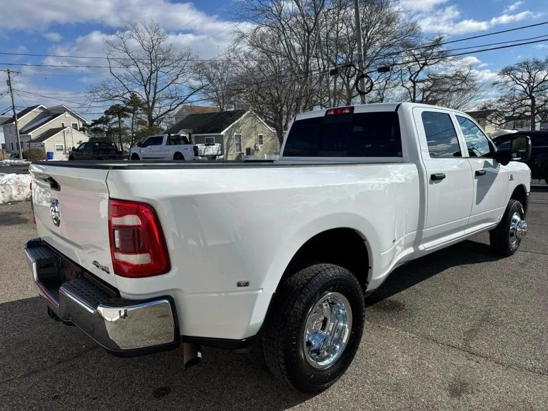 2023 Ram 3500 - Image 5 of 12