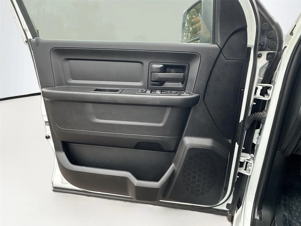 2023 Ram 3500 - Image 16 of 21