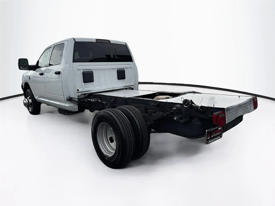 2023 Ram 3500 - Image 5 of 21