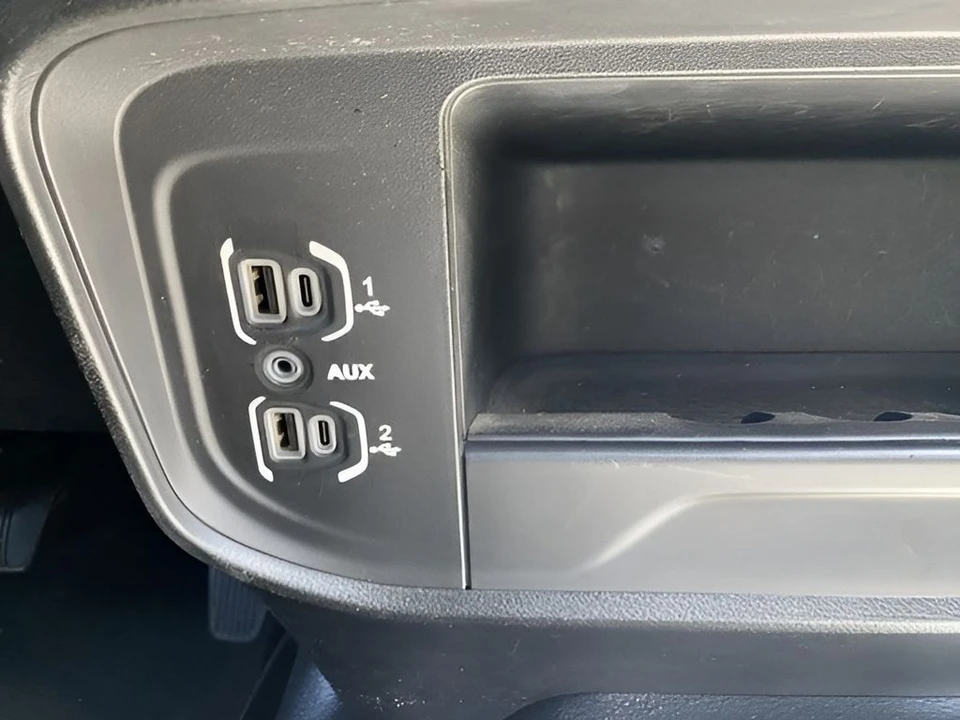 2023 Ram 3500 - Image 28 of 31