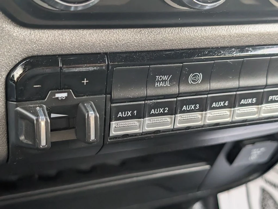 2023 Ram 3500 - Image 19 of 22