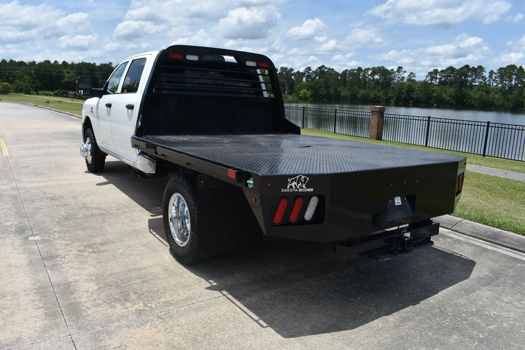 2023 Ram 3500 - Image 7 of 12