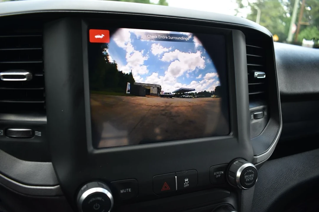 2023 Ram 3500 - Image 16 of 21
