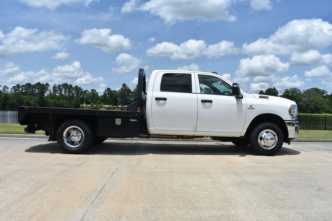 2023 Ram 3500 - Image 3 of 26