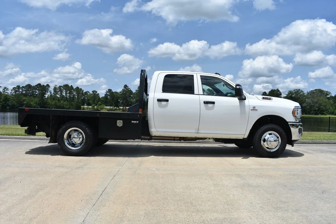 2023 Ram 3500 - Image 3 of 12