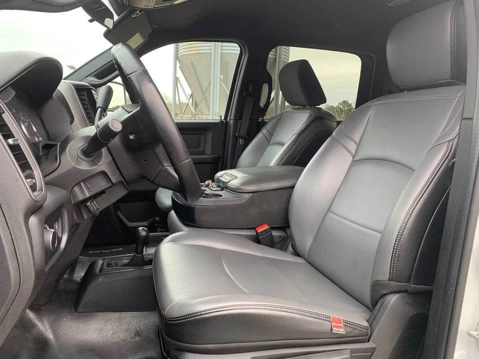 2023 Ram 3500 - Image 19 of 21