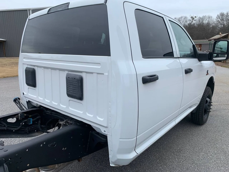 2023 Ram 3500 - Image 7 of 21