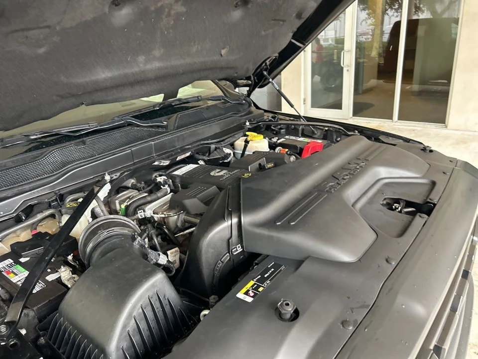 2023 Ram 3500 - Image 10 of 12