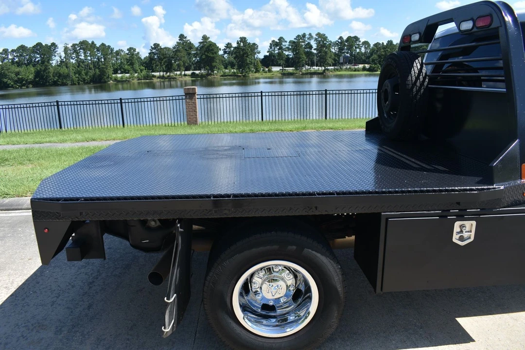 2023 Ram 3500 - Image 4 of 24