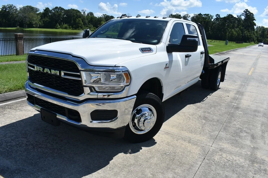 2023 Ram 3500 - Image 10 of 12