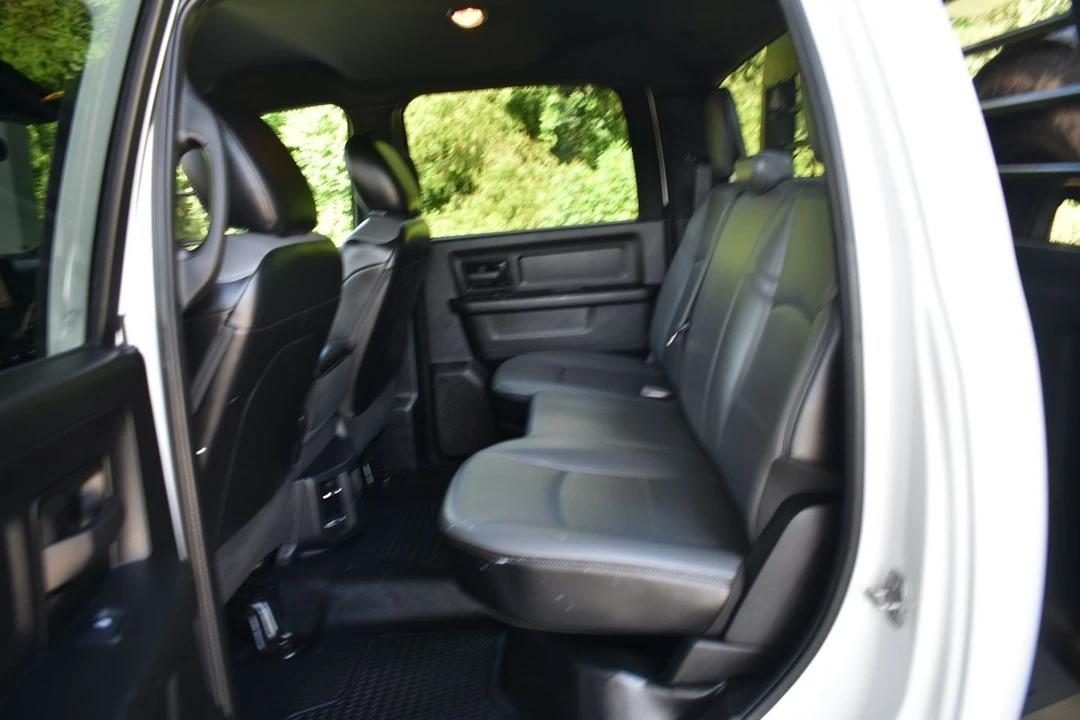 2023 Ram 3500 - Image 13 of 21