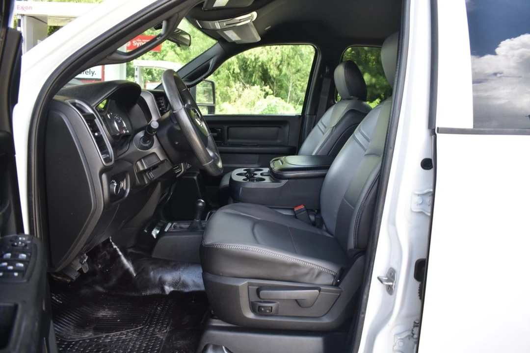 2023 Ram 3500 - Image 12 of 24
