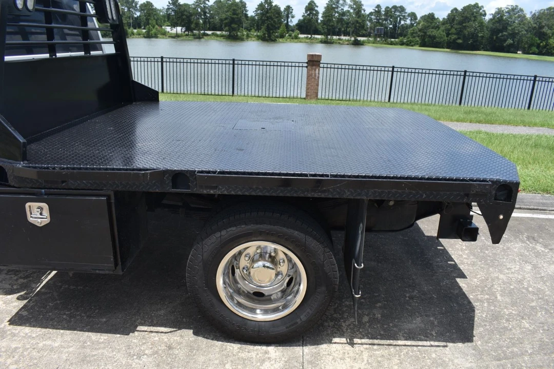 2023 Ram 3500 - Image 4 of 24