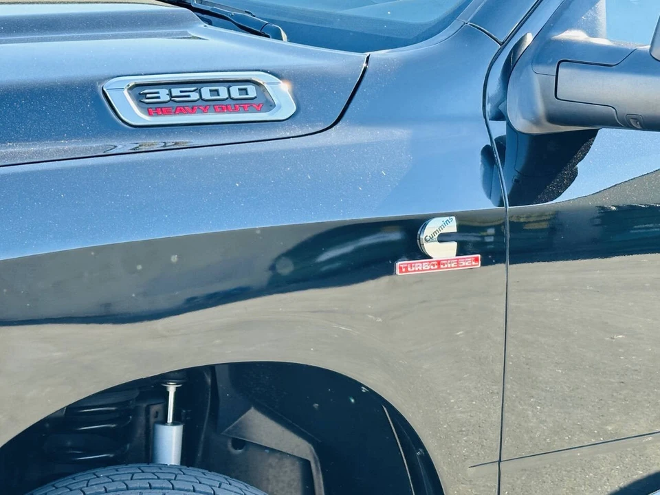2023 Ram 3500 - Image 16 of 21