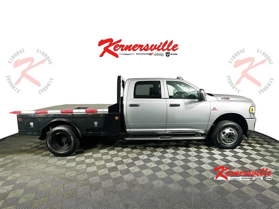 2023 Ram 3500 - Image 8 of 21