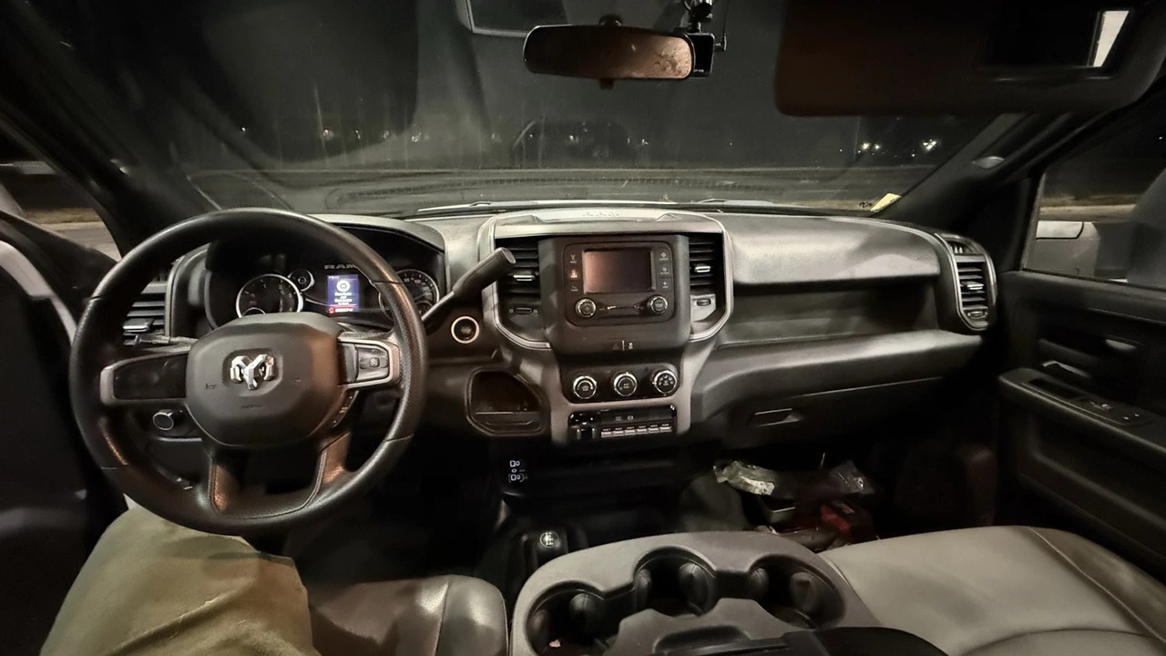 2023 Ram 4500 & 5500 - Image 11 of 17