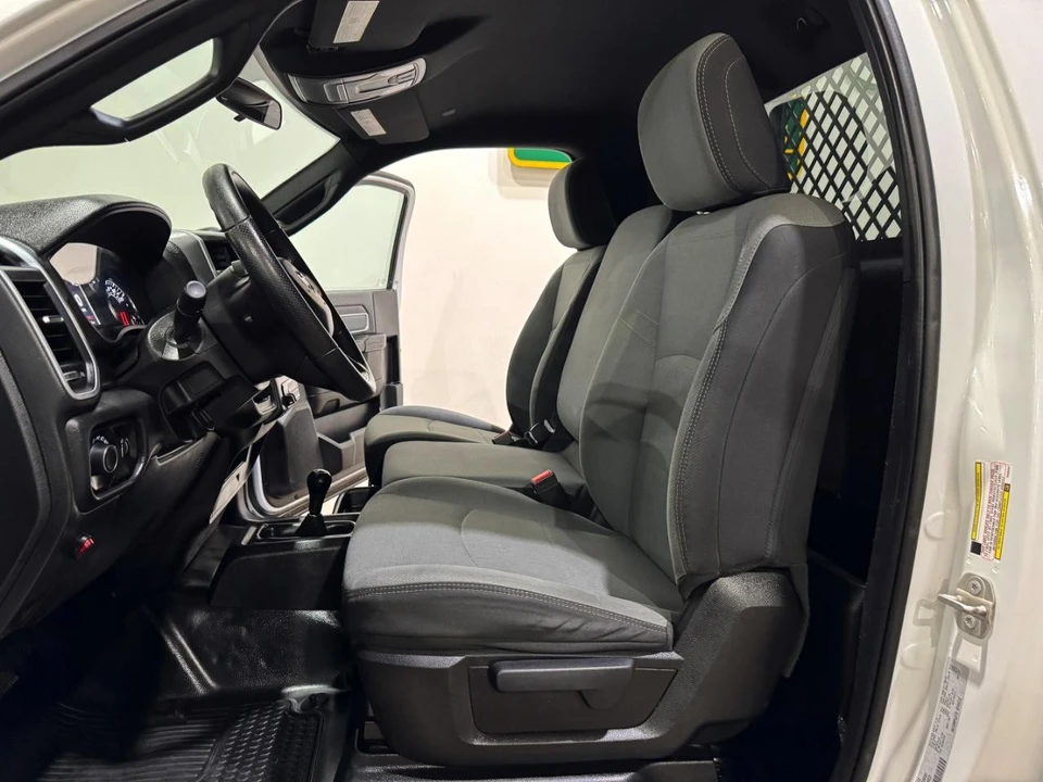 2023 Ram 4500 & 5500 - Image 14 of 21