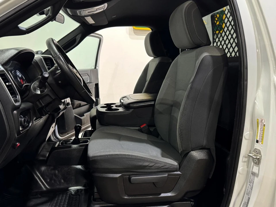 2023 Ram 4500 & 5500 - Image 13 of 21