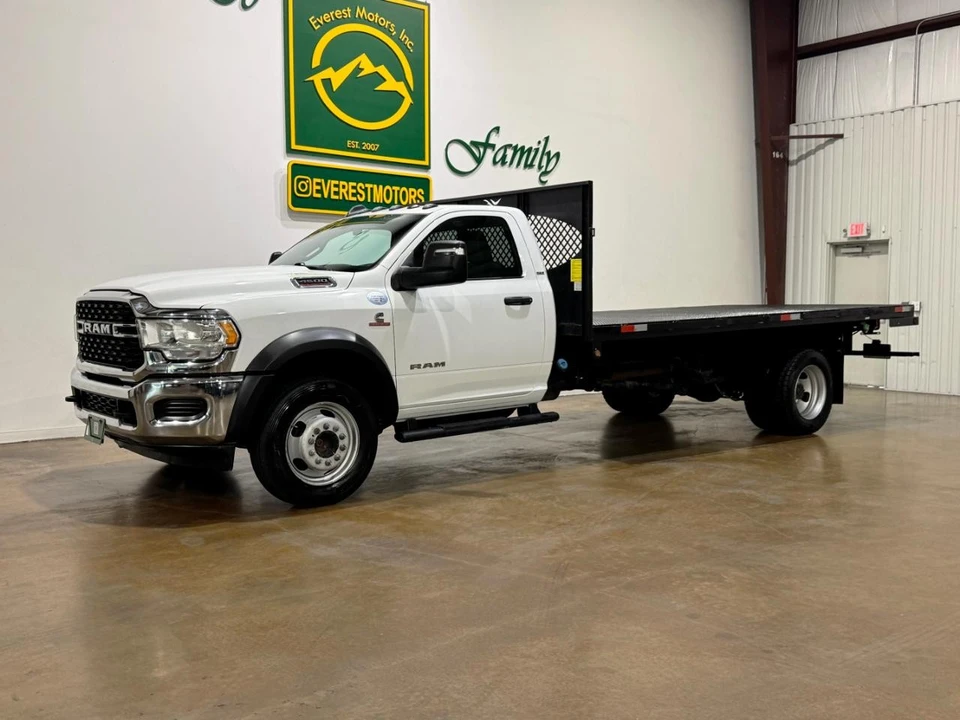 2023 Ram 4500 & 5500 - Image 3 of 21