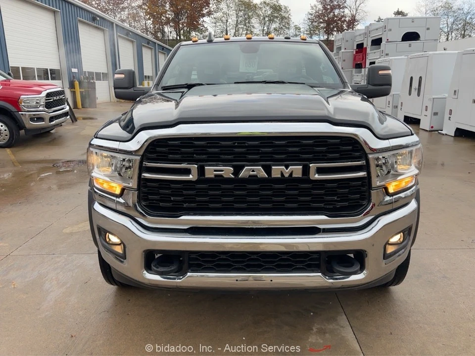 2023 Ram 4500 & 5500 - Image 7 of 12